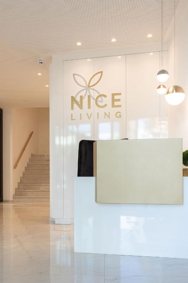 Nice Living Neue- Moderne Apartments Im Herzen Von Brixen - Kostenlose Brixencard - Ideal Fuer Familien, Paare, Geschaeftsreisende Und Allen Urlaubs Hungrigen Luaran gambar
